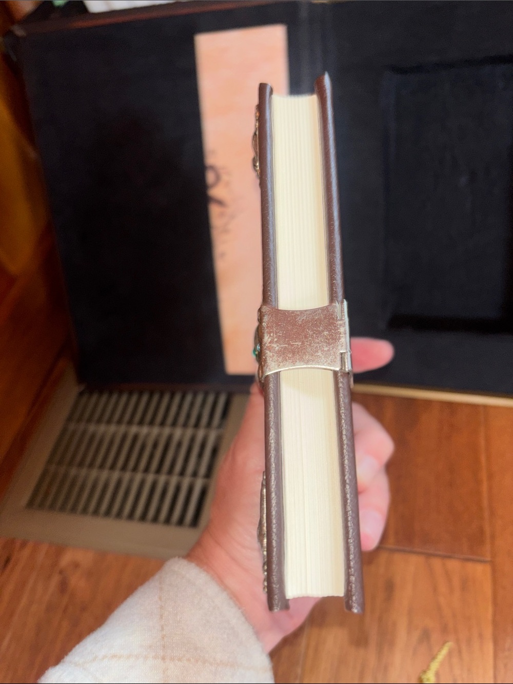 The Tales of Beedle the Bard-J.K Rowling - Picture 8 of 16